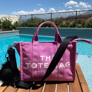 The tote bag MARC JACOBS